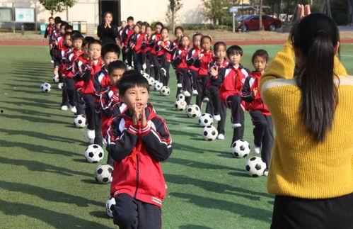 塔沟武校美女江桌照片,塔沟武校的美丽传奇  第2张